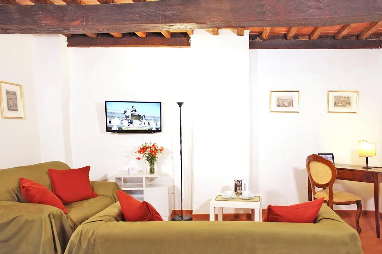 Girolamo Apartment - Super Central, Private Parking & Outdoor Area Montepulciano 0*,  Włochy